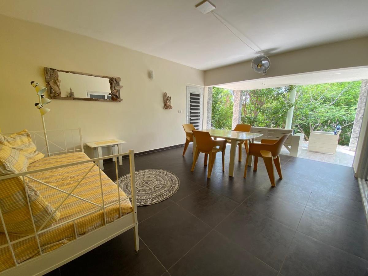 Don Genaro Apartments Barber Luaran gambar