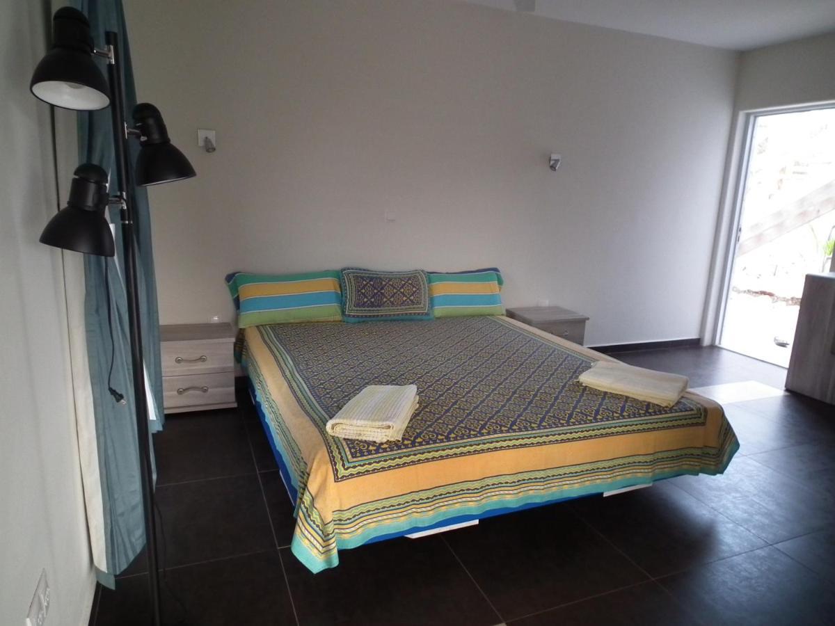 Don Genaro Apartments Barber Luaran gambar